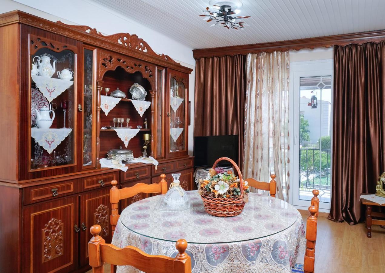 Irene'S Apartment Kastron  Екстериор снимка